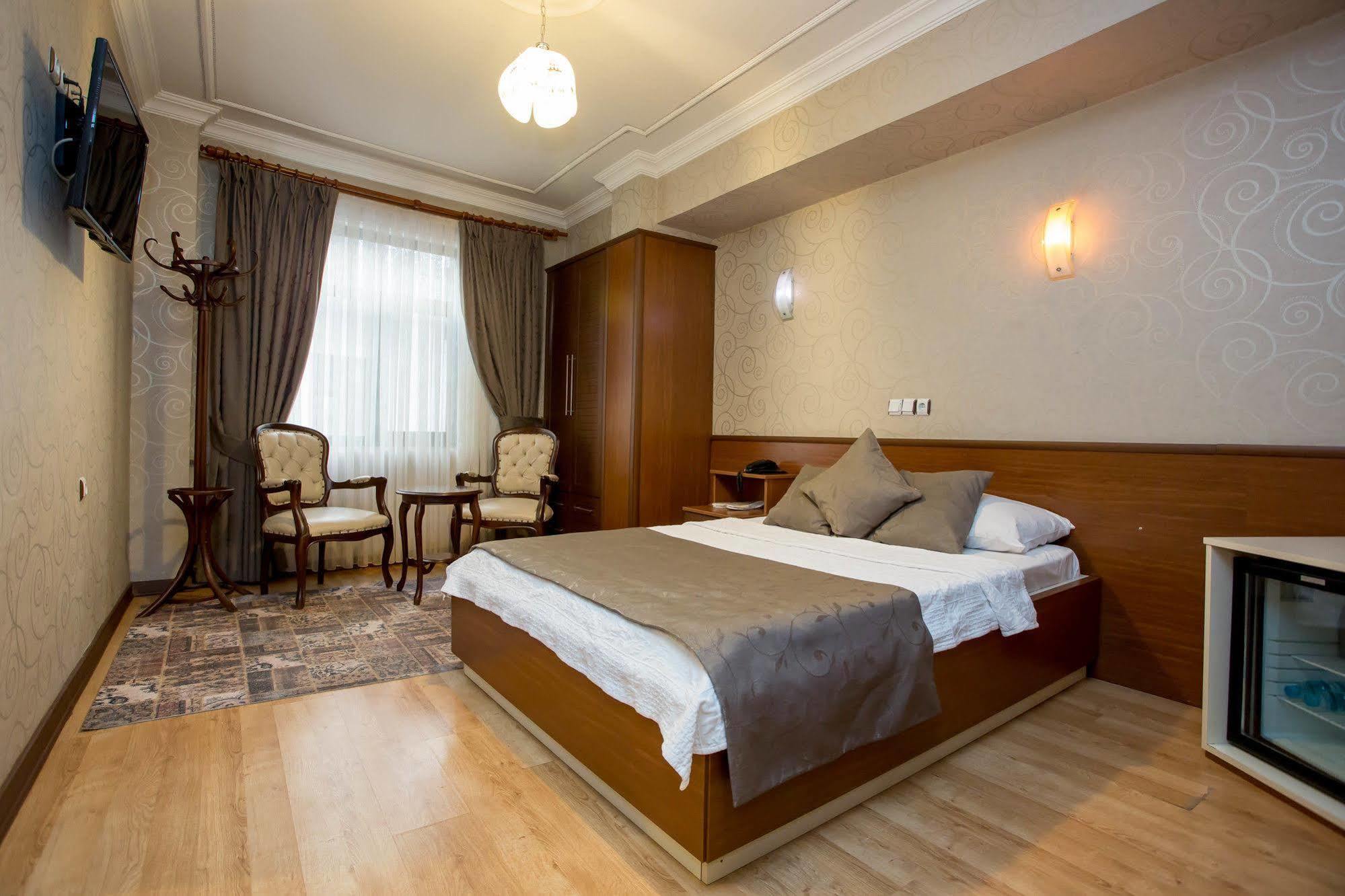 Hotel Pera Capitol Стамбул Экстерьер фото